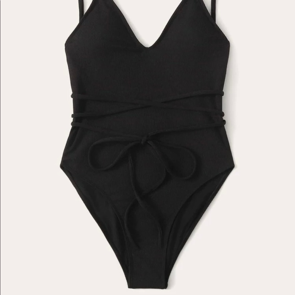 Rib tie front one piece swimsuit